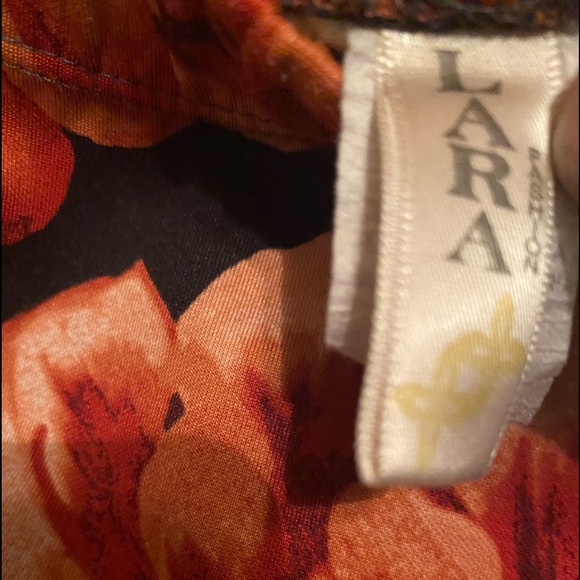 🖤❤️𝕂𝕝𝕒𝕤𝕤𝕪 𝔾𝕚𝕣𝕝 𝕊𝕜𝕚𝕣𝕥❤️🖤 - Picture 3 of 4